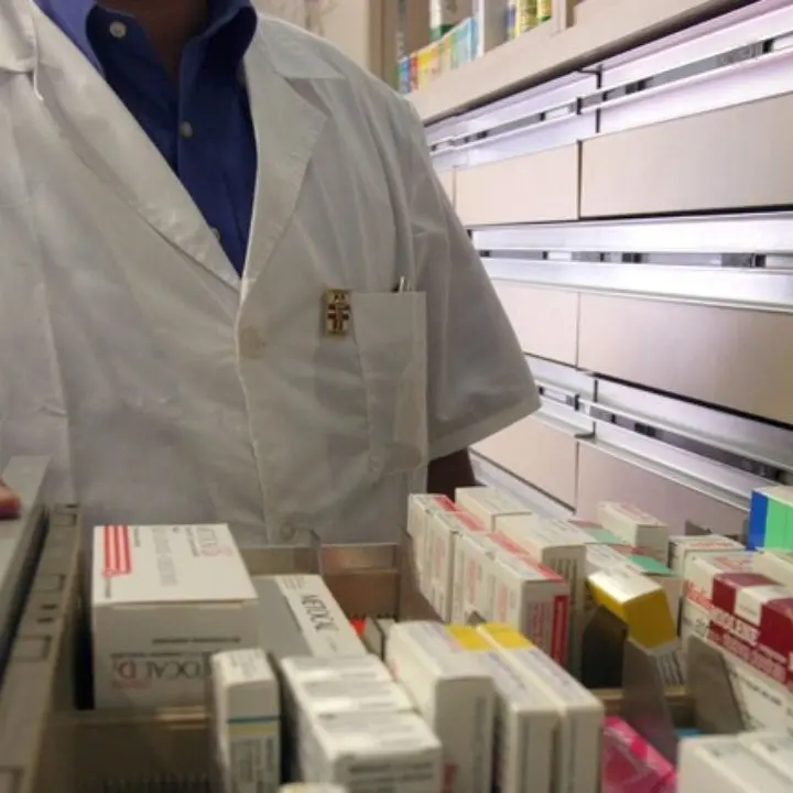 Farmaco fantasma, da venti giorni sospesa la distribuzione di un anticoagulante salvavita\n
