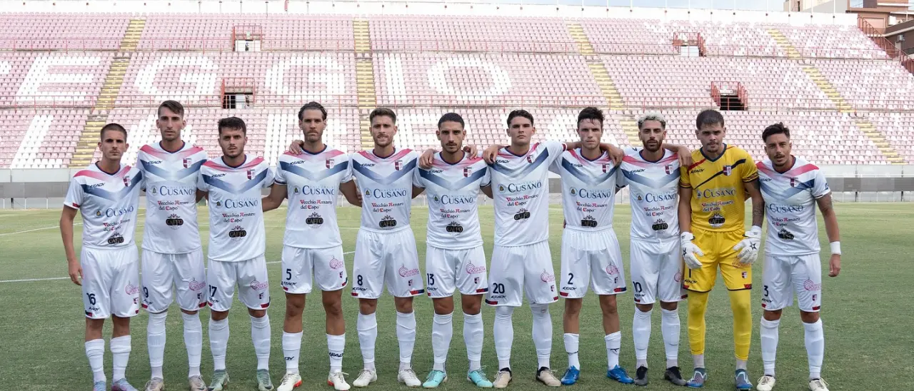 Serie D, sale l'attesa per il derby Vibonese-Reggina. Favo: «Affrontiamo una delle tre squadre più forti del campionato»