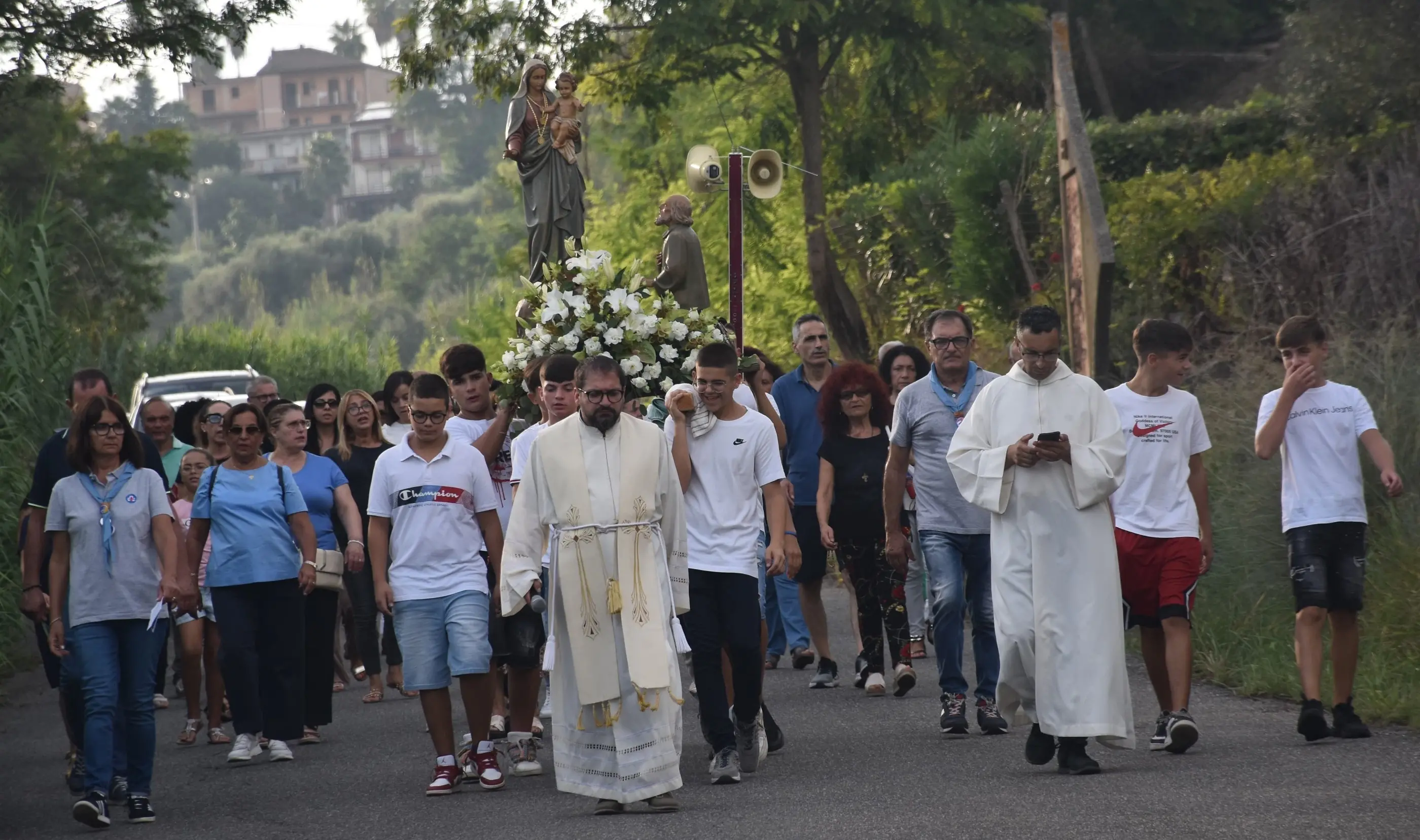 Mileto, grande partecipazione alla festa della Madonna della Guardia - Foto