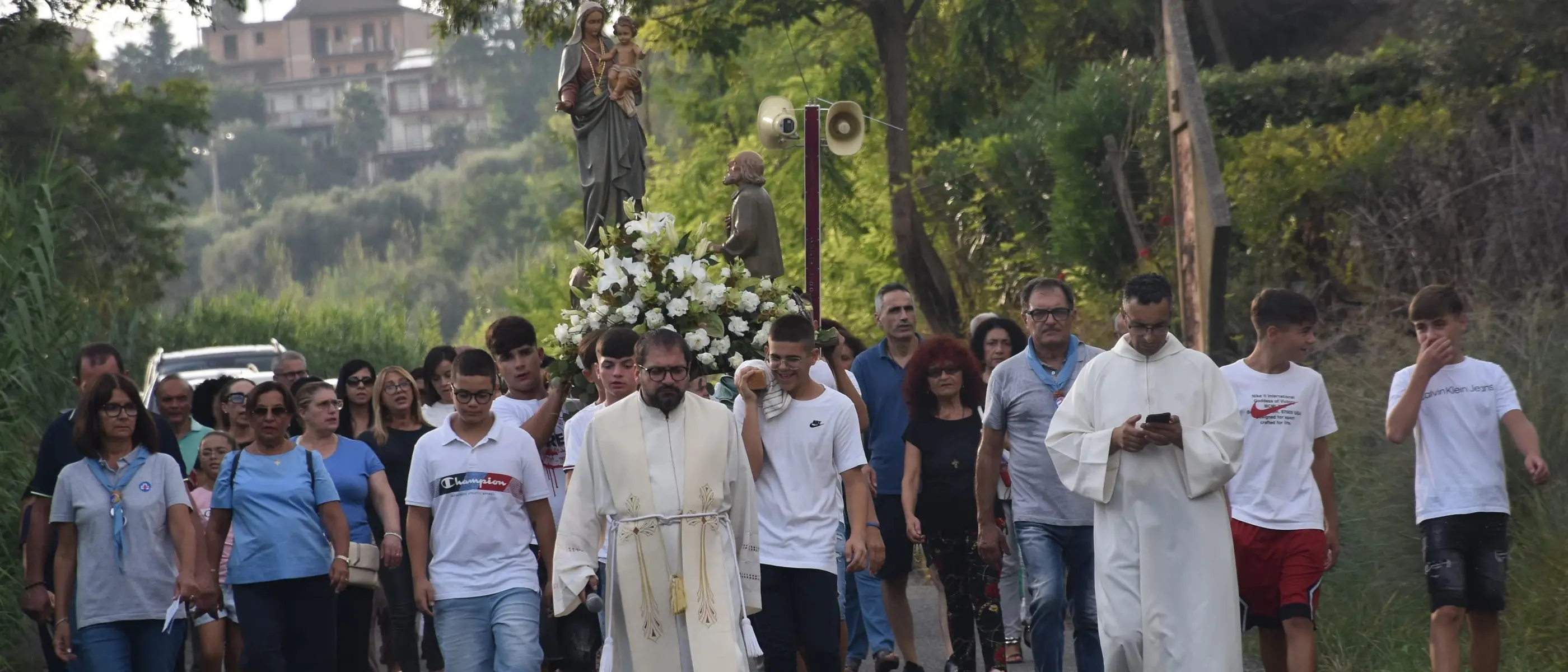 Mileto, grande partecipazione alla festa della Madonna della Guardia - Foto