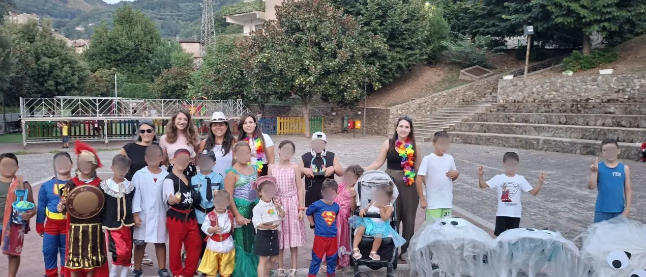 Il Carnevale… estivo: a Pizzoni giochi, colori e risate grazie all’evento targato Pro loco