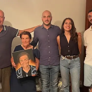 Un ritratto per i più anziani del paese: l'originale iniziativa a Jonadi