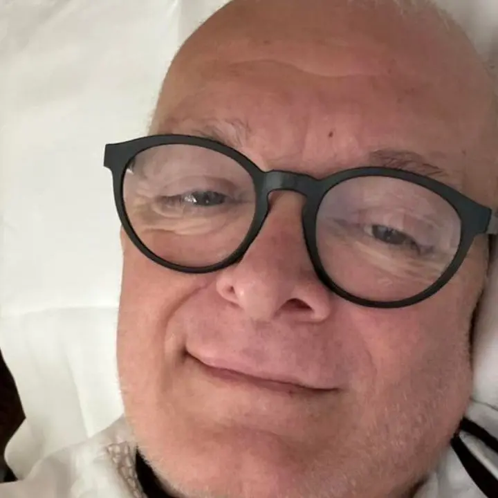 L'ex presidente della Regione Nino Spirlì malato di cancro: «In Calabria non l'hanno scoperto, solo a Milano l'hanno scovato»