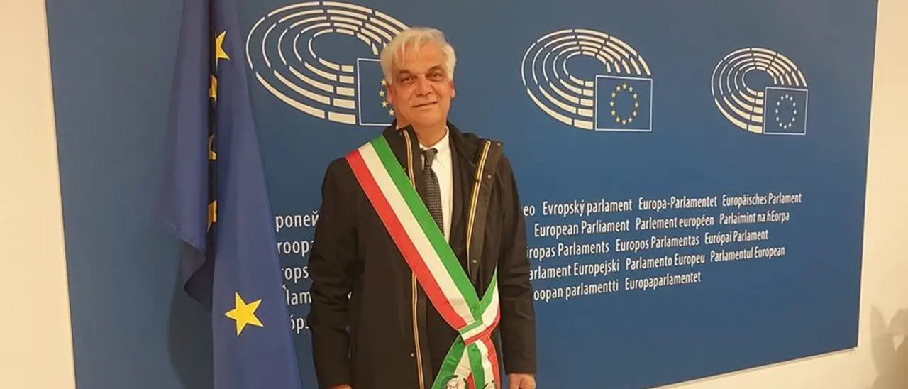 Sgomento nel Vibonese per l'atto intimidatorio al sindaco di San Gregorio d'Ippona: «Ferma condanna e solidarietà»