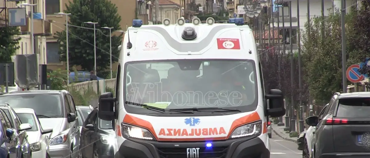 Asp di Vibo tra le 5 peggiori in Italia secondo Agenas. In Calabria un’ambulanza arriva in 30 minuti, 14 in Liguria