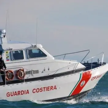 Risultava dispersa da quattro giorni, ritrovata a Ponza la barca a vela partita da Vibo Valentia verso Olbia: sane e salve le due persone a bordo