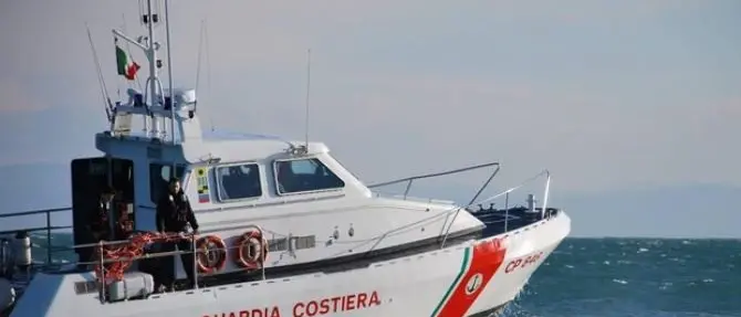 Risultava dispersa da quattro giorni, ritrovata a Ponza la barca a vela partita da Vibo Valentia verso Olbia: sane e salve le due persone a bordo