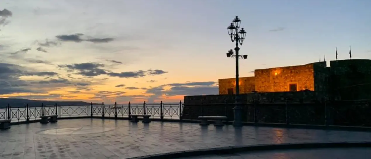 ‘U Spunduni, le origini militari di uno dei luoghi panoramici più suggestivi di Pizzo