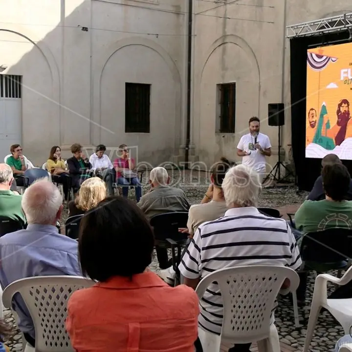 A Nicotera la sfida del Festival dell’Ospitalità: «Creare un turismo che metta al centro la comunità per valorizzare i territori» - VIDEO