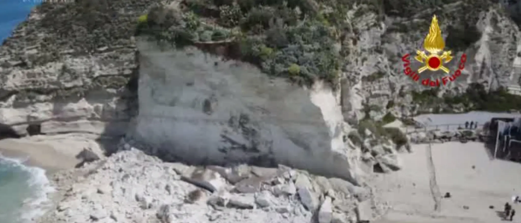 Erosione nel Vibonese, un piano della Regione da 7 milioni di euro per la difesa della Costa degli Dei: i Comuni coinvolti