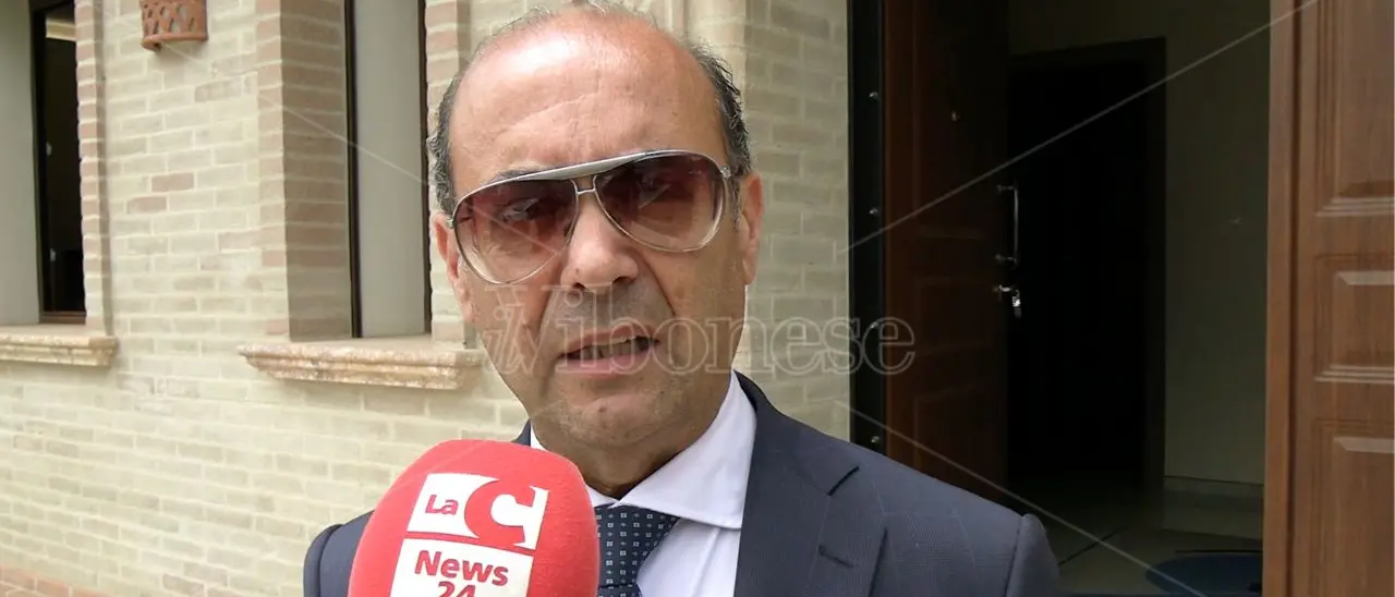 Mileto, il sindaco Giordano dopo il mancato scioglimento: «Come un papà che dice al figlio di fare meglio, chiederò al prefetto di guidarci»