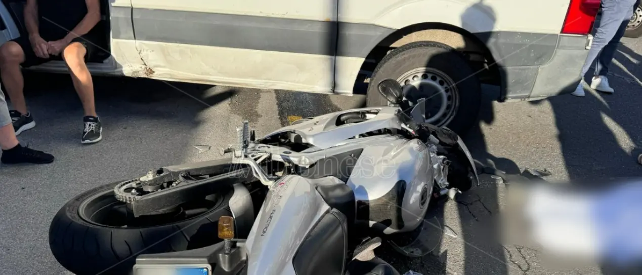 Incidente su Viale Affaccio a Vibo, il conducente del furgone indagato per omicidio stradale colposo