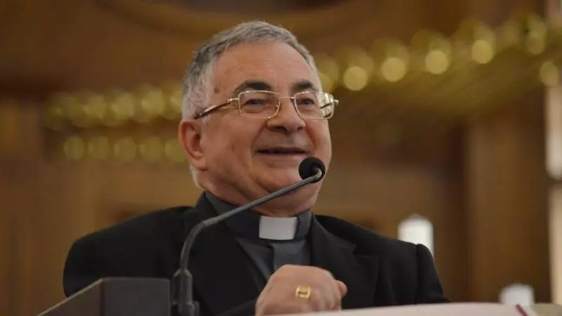 Monsignor Renzo presenta il suo nuovo libro: \"Santi e beati in Calabria\"