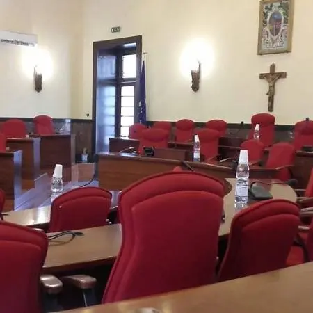 Comune di Vibo, Santoro (M5S) denuncia la mancata convocazione del Consiglio