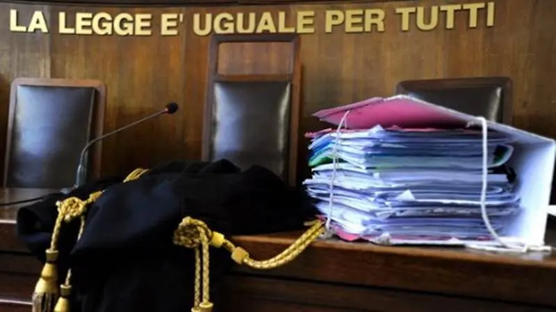 Estorsione ai danni di imprenditori di Lamezia Terme, torna in libertà Bentornato\n