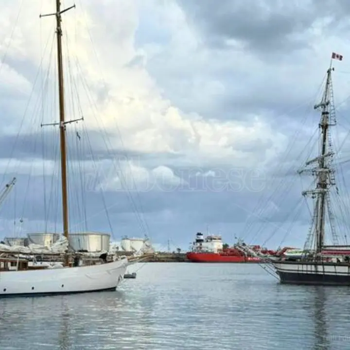 Barche d’epoca: a Vibo Marina il panfilo inglese costruito 100 anni fa e che fu anche della famiglia Pirelli