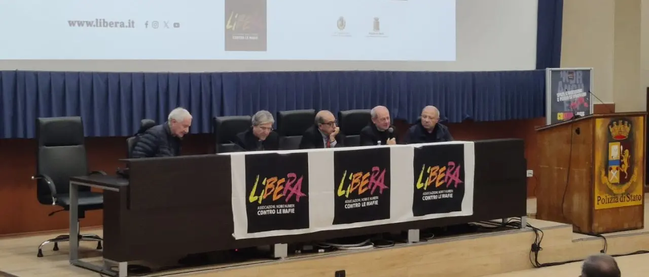 «Pezzi della Chiesa troppo vicini ad ambienti mafiosi»: dal palco di Libera a Vibo i vescovi rilanciano l’allarme sulla ’ndrangheta in sagrestia