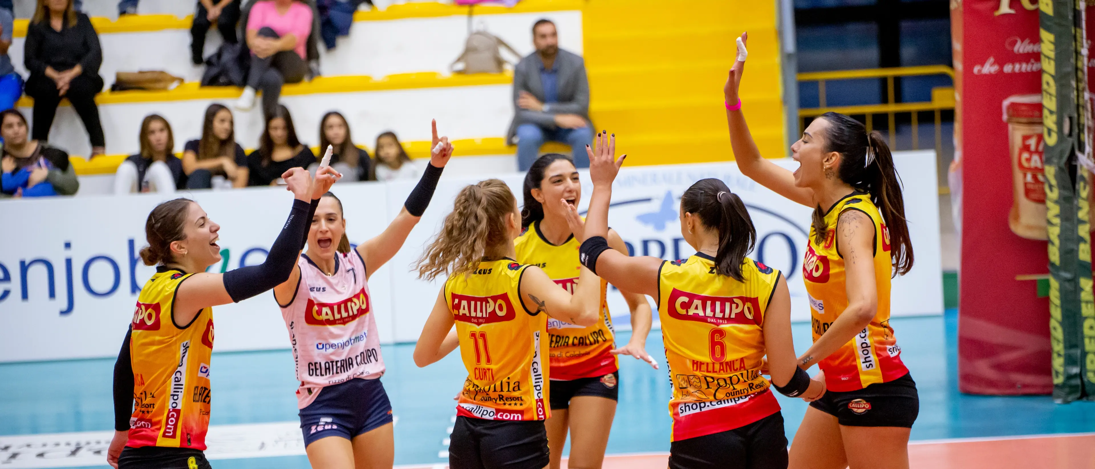 Volley femminile, Tonno Callipo vince 3-0 all'esordio in B2 contro l'Orlandina. Coach Boschini: «Approccio eccezionale delle ragazze»