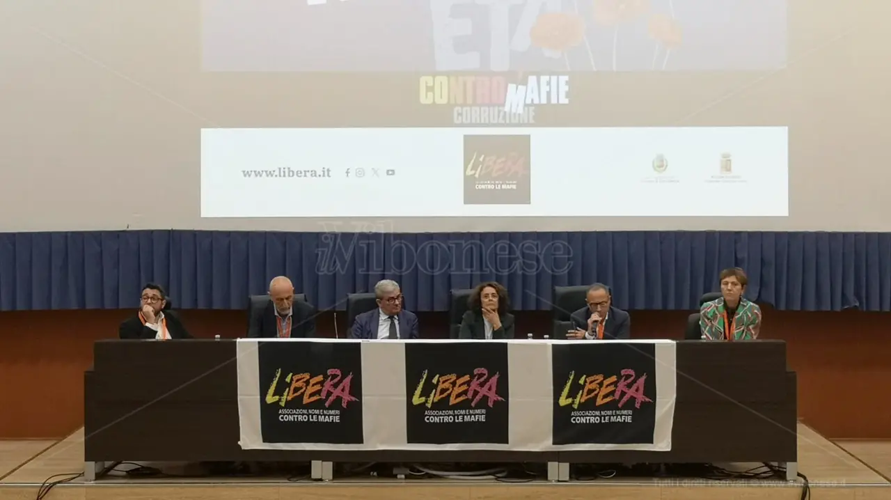 L'evento di Libera a Vibo, il magistrato Salvatore Dolce (Dna): «Il 416 bis non funziona più, la mafia oggi è collusione»
