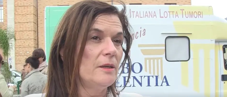 Tumore al seno, la Lilt in piazza per visite e informazioni - Video
