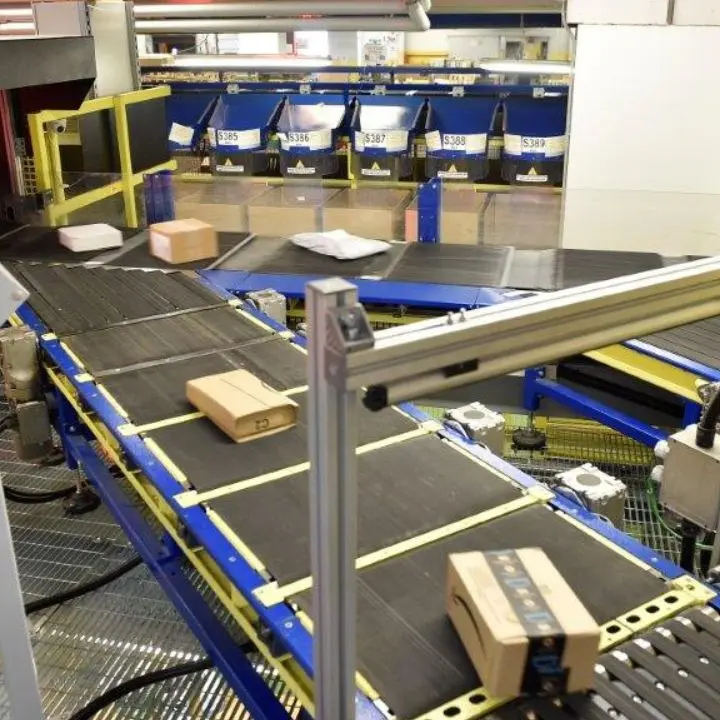 Vibo Valentia terza in Italia per numero di pacchi consegnati (+96%) con Poste nei primi 6 mesi dell’anno: è boom dell’e-commerce