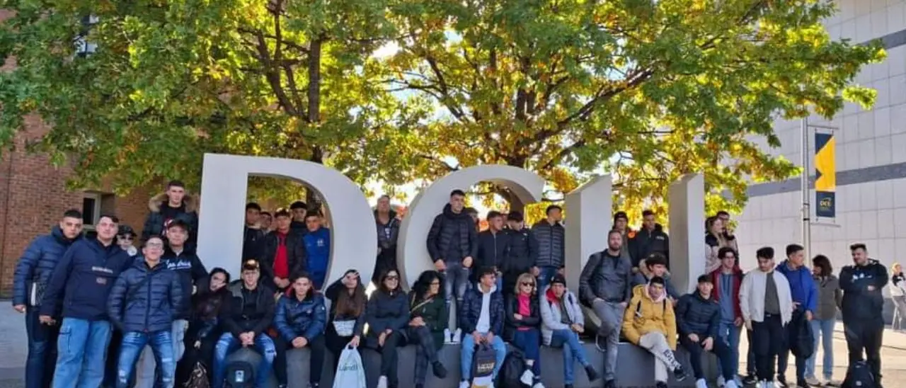 Due settimane di formazione a Dublino per 53 studenti vibonesi: «Preziosa opportunità di crescita»