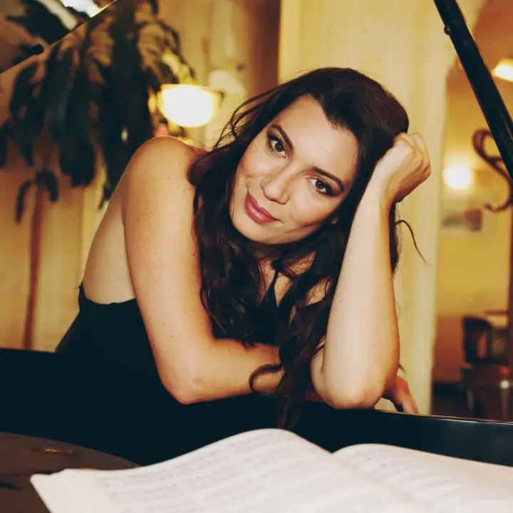 Da Scarlatti a Skrjabin: al conservatorio Torrefranca di Vibo il recital di pianoforte di Carmen Anastasio