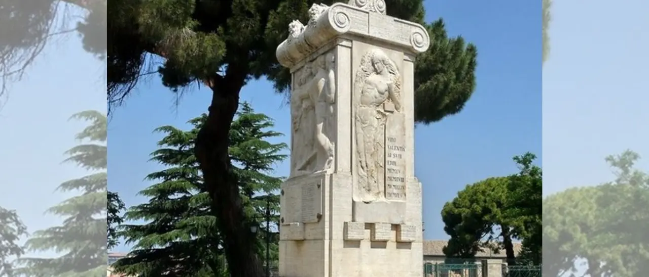La storia del monumento ai caduti di Vibo Valentia: un omaggio eterno al sacrificio nei conflitti mondiali