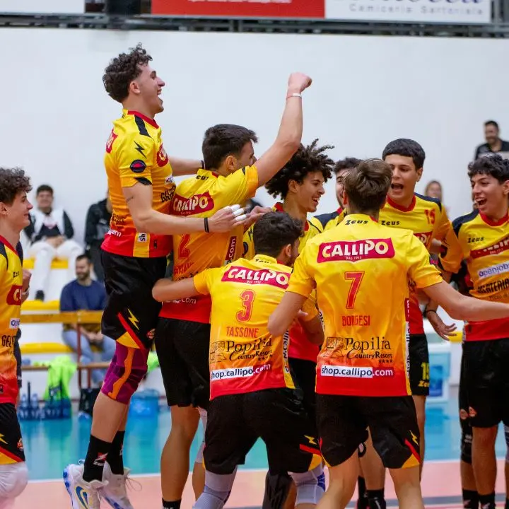 Volley, vittoria netta della Tonno Callipo contro l’Aquila Bronte. Coach Piccioni: «Orgoglioso di questi ragazzi»