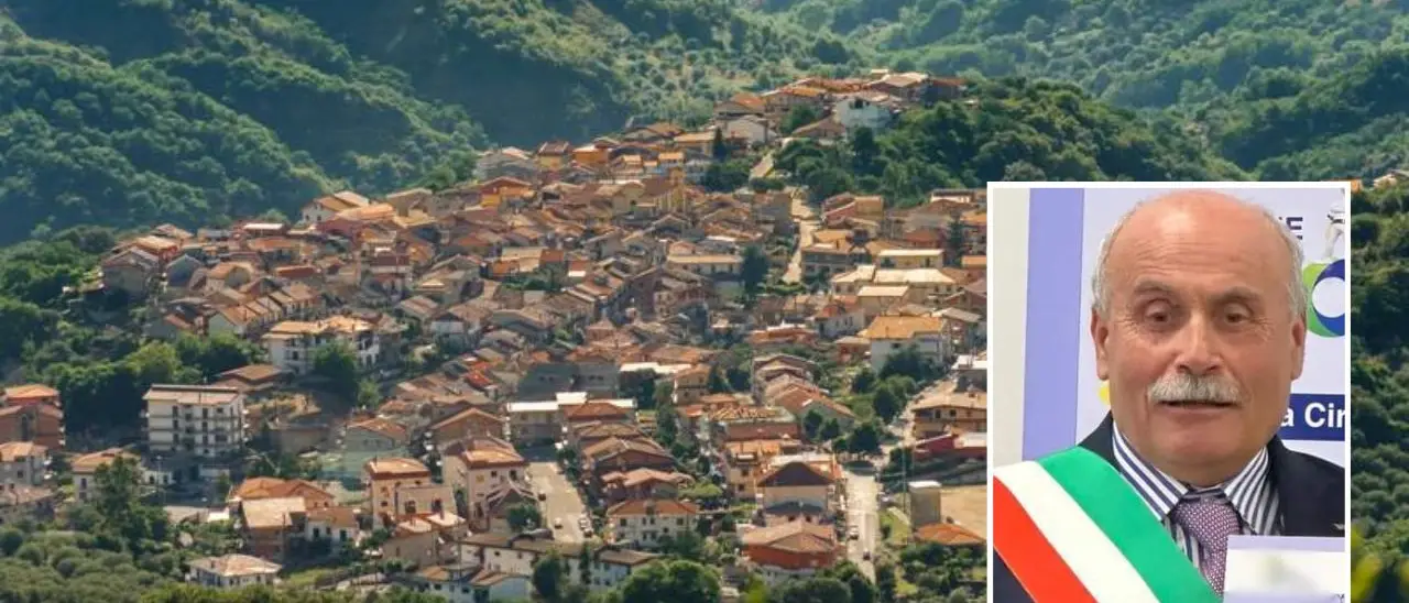 Vazzano, il sindaco Massa al contrattacco: «Il consigliere Maida è incompatibile, non ha pagato le sanzioni comunali»