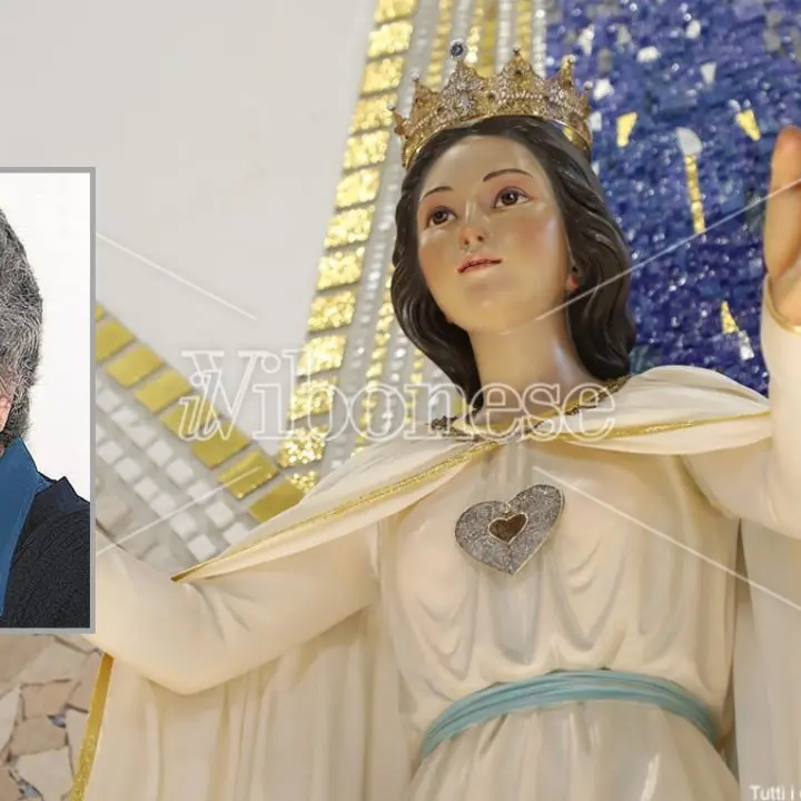 «Vestita di bianco, con la pelle scura, 15 o 16 anni»: Paravati festeggia l’anniversario della statua della Madonna così come la descriveva Natuzza