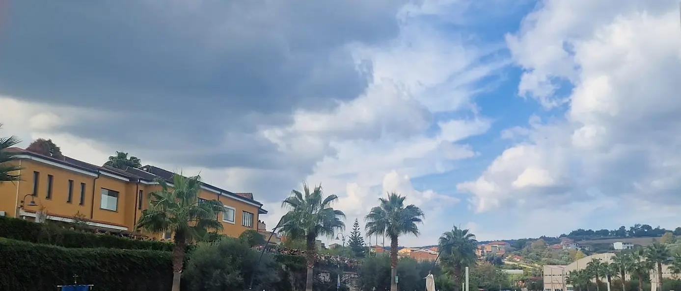 Paravati, il vescovo di Locri-Gerace racconta il suo incontro con Natuzza: «Non mi conosceva ma mi lesse il cuore»