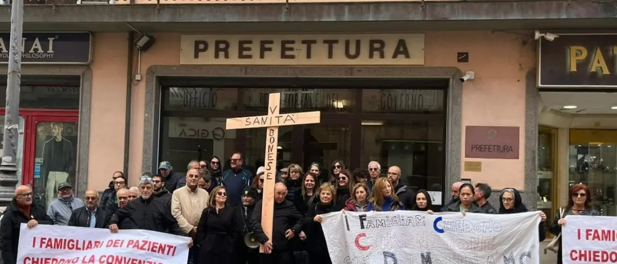 Da un centro per i disturbi alimentari a Limbadi al potenziamento di oncologia a Tropea, le associazioni incalzano l’Asp: «Non si paralizzi la Sanità»