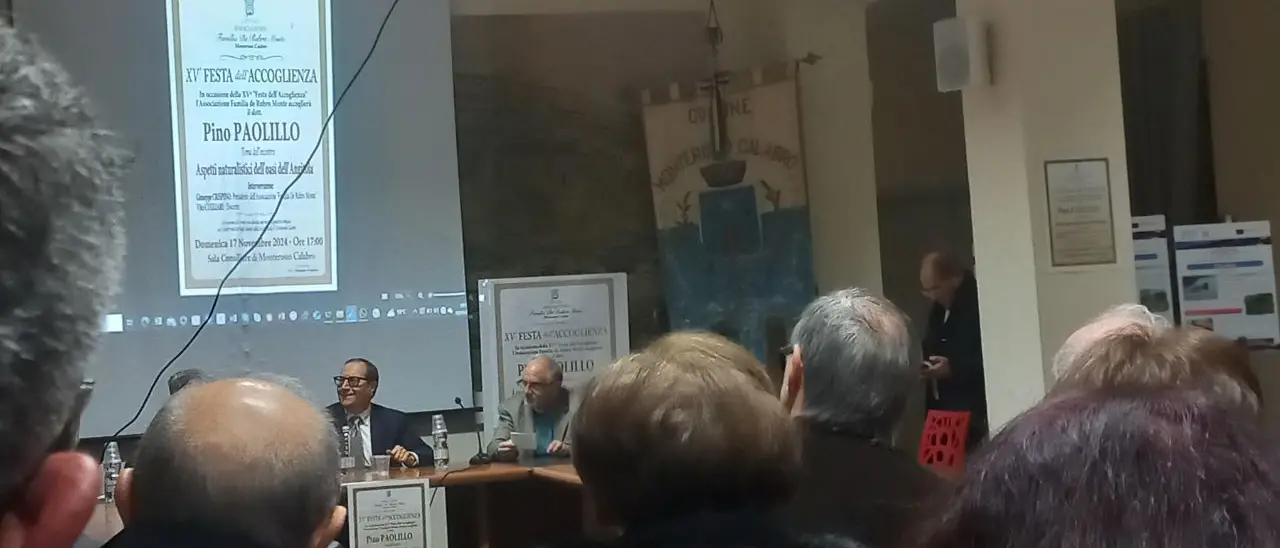 Festa dell'Accoglienza a Monterosso: l'associazione Familia de Rubro Monte premia il naturalista del Wwf Paolillo