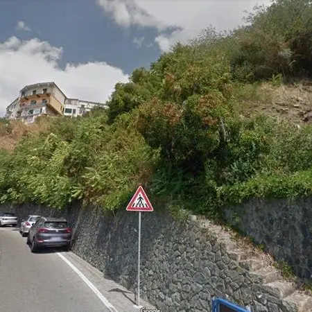 Pizzo, consolidamento del costone e passaggio pedonale panoramico