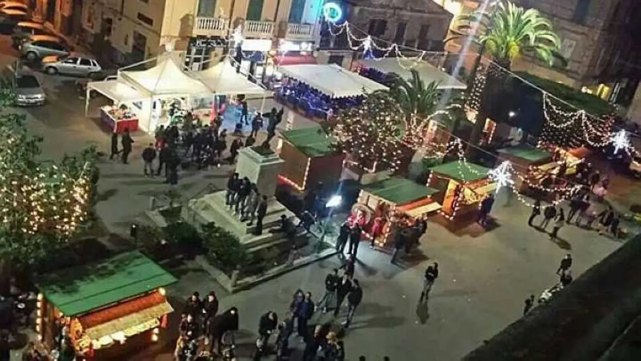 Tropea, quest'anno niente mercatini di Natale. L’associazione Giovani tropeani: «Sostituiti con stand Coldiretti, non potevano convivere?»