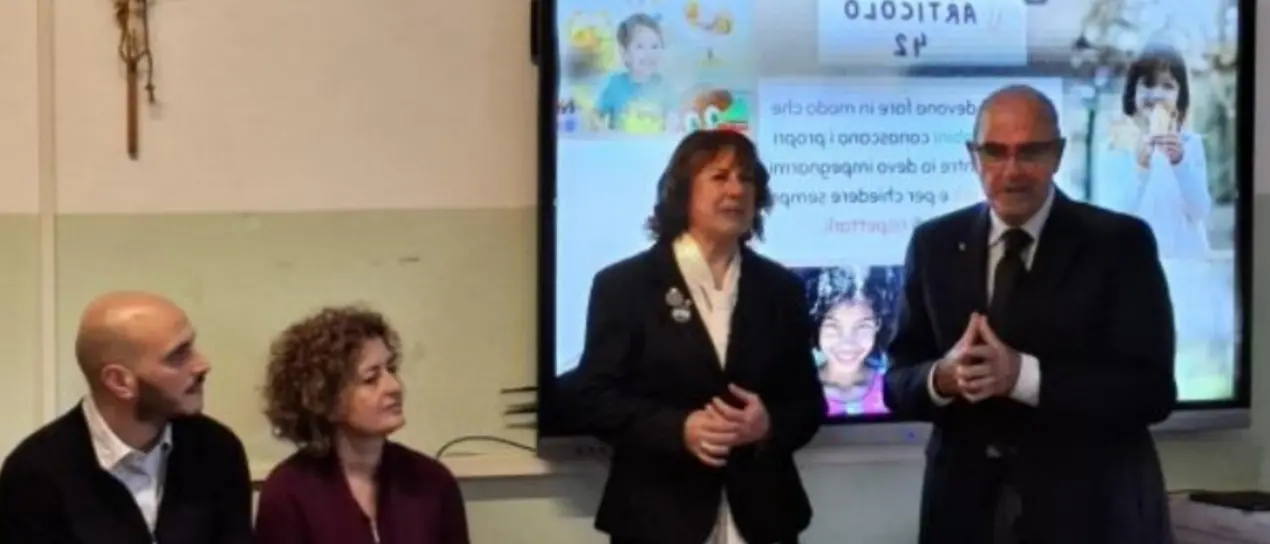 Jonadi, il Kiwanis di Vibo incontra i ragazzi della scuola. Eletto il direttivo del Builders club