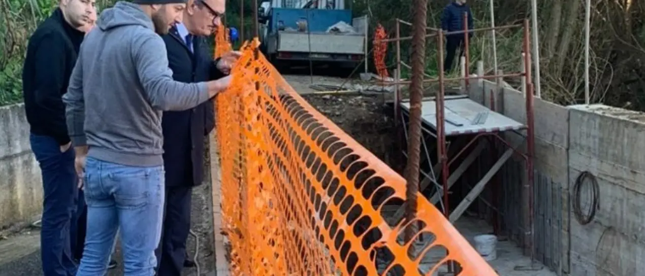 Cantieri nelle frazioni marine di Vibo: sopralluogo del sindaco Romeo per verificare lo stato dei lavori