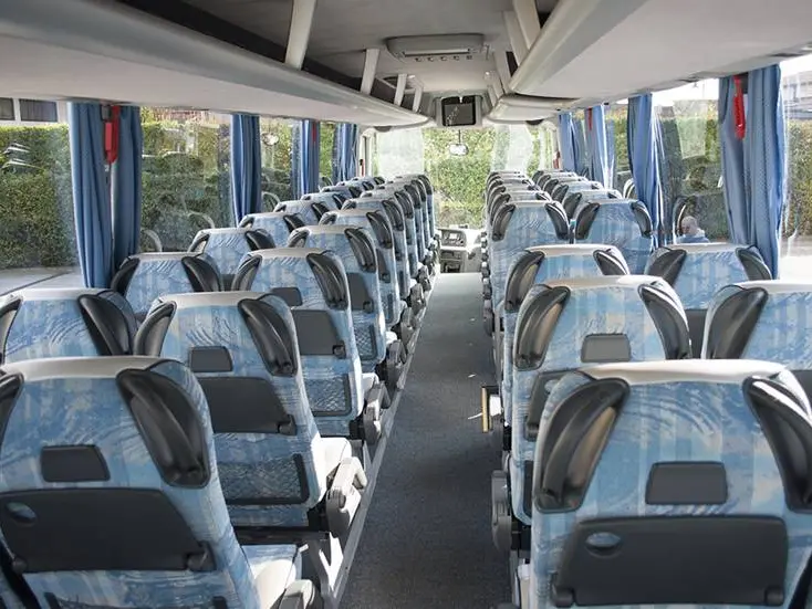 Trasporto pubblico, rebus per la Regione Calabria: proroga o gara europea? In gioco un servizio da 137 milioni