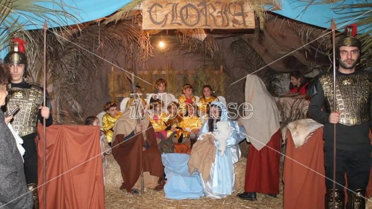 Torna a Ricadi l'ottava edizione del presepe vivente e il villaggio di Babbo Natale