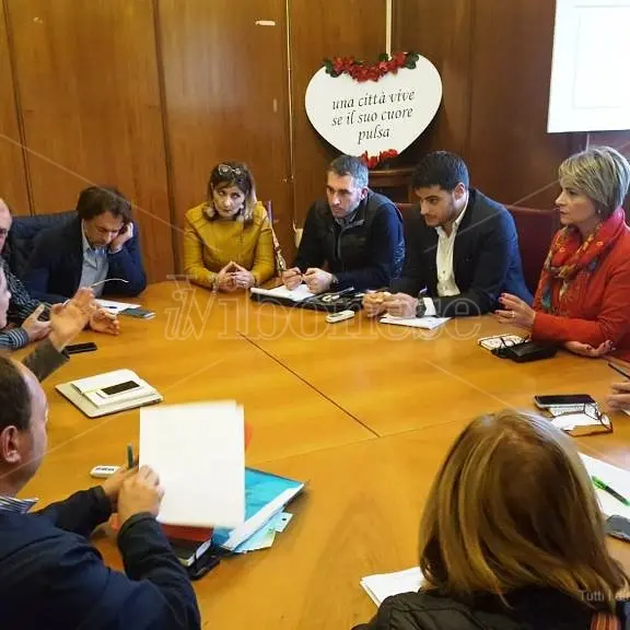 Comune, giunta e 5 Stelle puntano ad un decreto “Salva Vibo” – Video