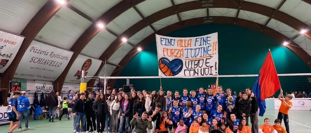 Volley, il Panificio Pesce Todosport si aggiudica il super derby contro una determinata Lory volley Pizzo