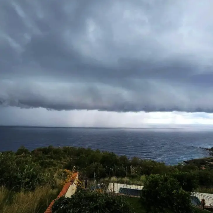 Domenica all’insegna dei temporali e della grandine nel Vibonese