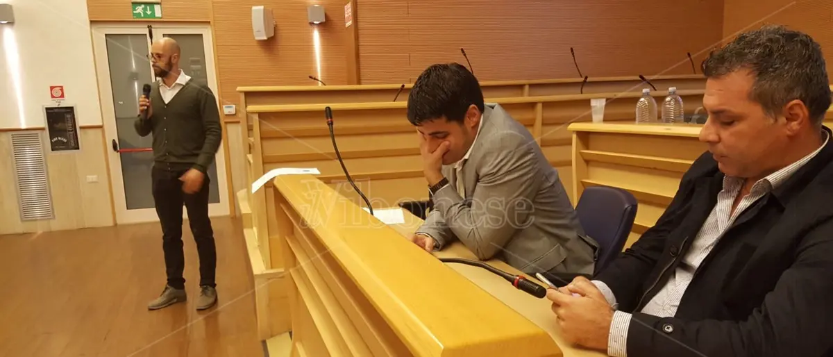 Asili, strade, polizia: ai Comuni vibonesi “sottratti” milioni di euro - Video