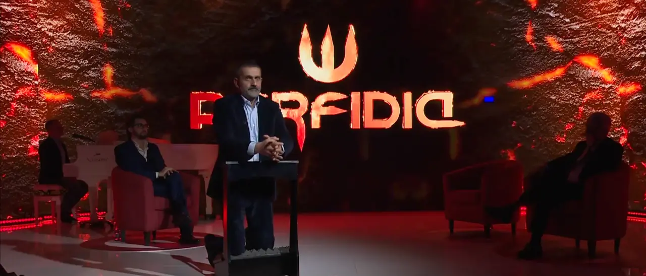 Tropea, Macrì non molla: «Relazione sullo scioglimento secretata perché il suo vuoto è imbarazzante». E a Occhiuto: «Sei scomparso»