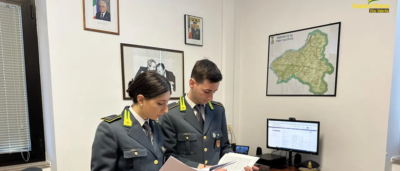 Vibo, mazzette in cambio di indennità di malattia false: i NOMI dell’inchiesta che coinvolge medici e funzionari pubblici