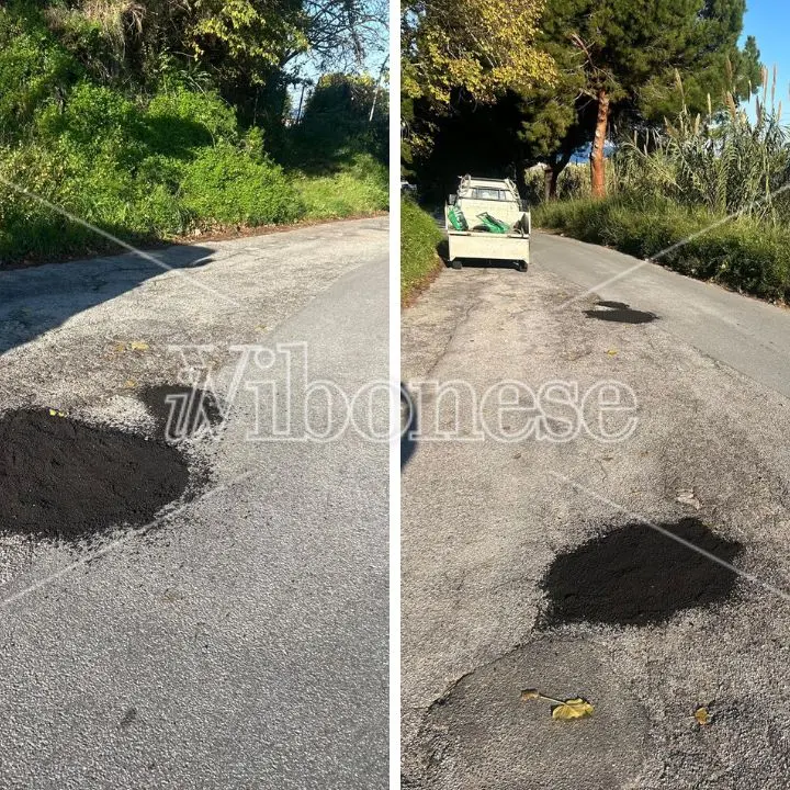 Tropea, dopo la segnalazione de Il Vibonese il Comune ripara tutte le buche sulla strada di Contrada la Grazia causate dal maltempo