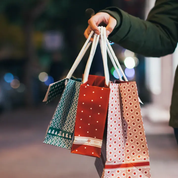 Saldi invernali al via il 4 gennaio, Petracca (Confesercenti): «Sosteniamo il commercio vibonese con acquisti nei nostri quartieri»