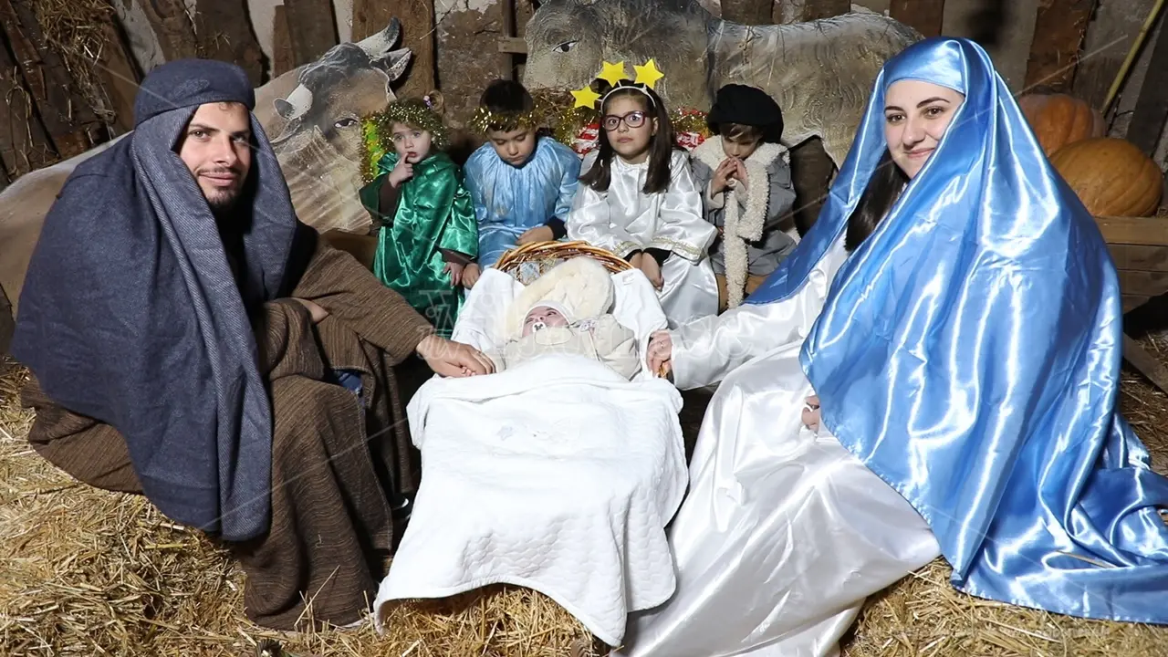 La Betlemme vibonese: ecco Limpidi (Acquaro), dove l’intera comunità diventa un presepe vivente - VIDEO