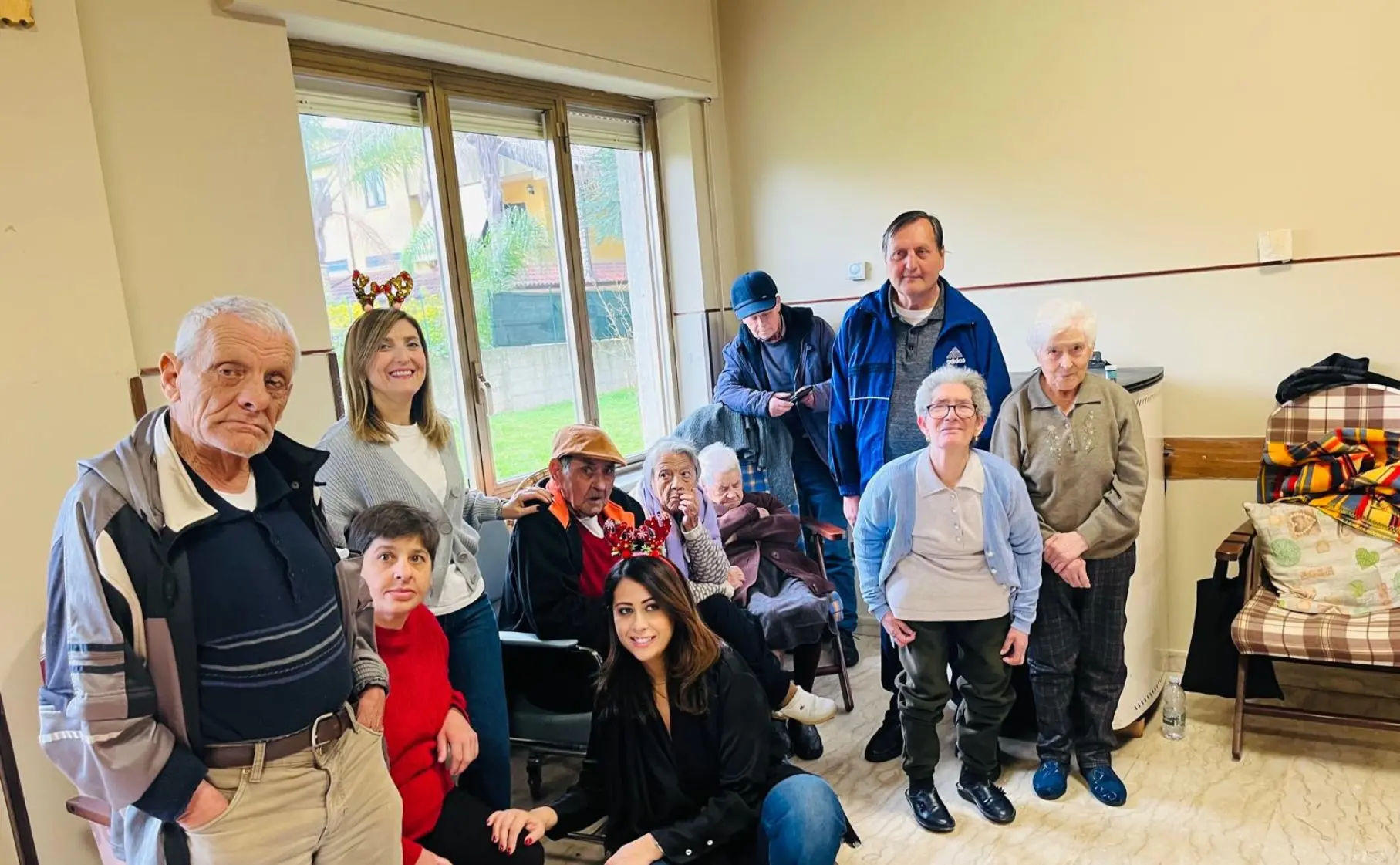 Non solo calcio, l'Ags Soriano rinnova l'impegno sociale e abbraccia gli ospiti della casa di cura. La vice presidente Primerano: «Lo sport è coesione»